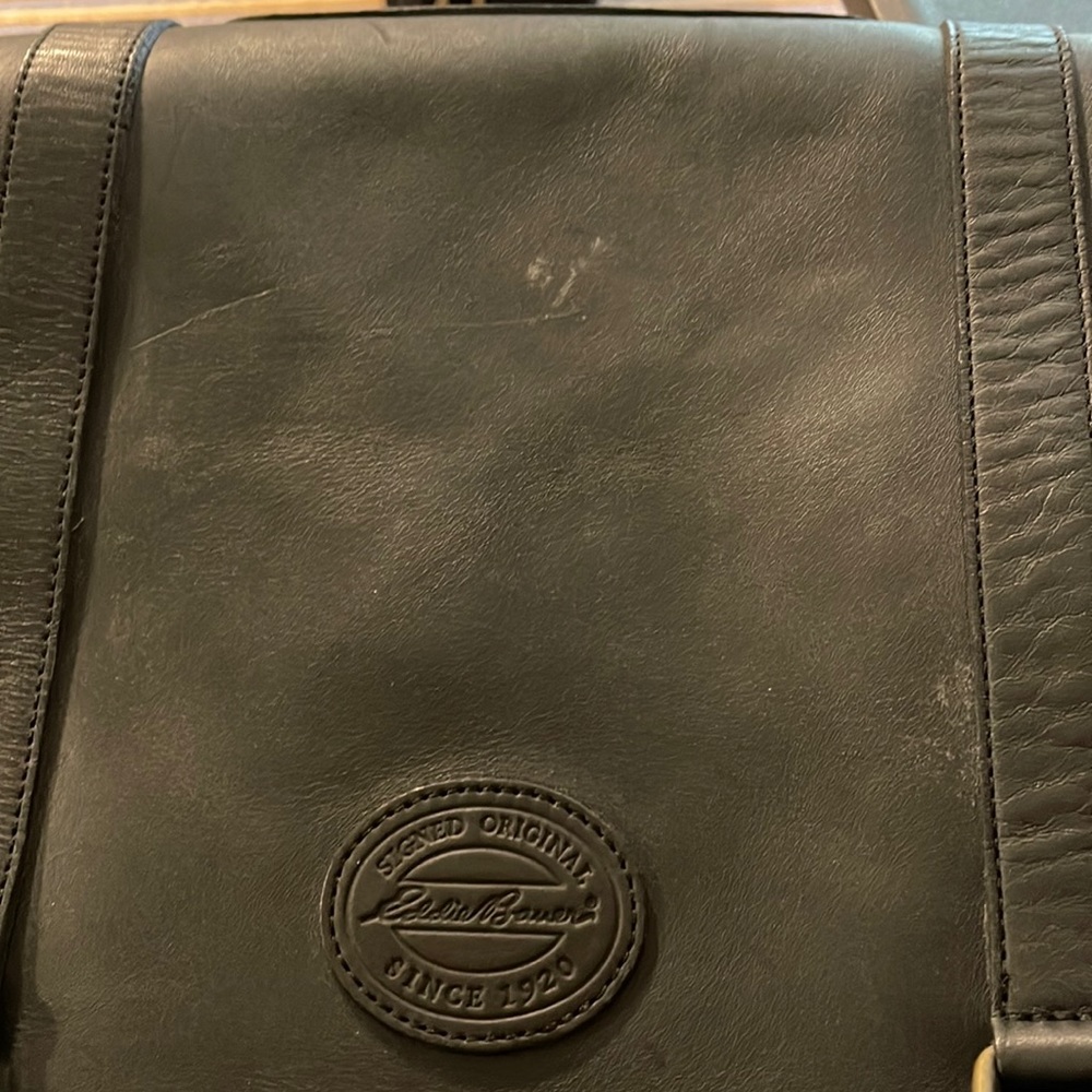Eddie Bauer leather lap/shoulder briefcase bag
